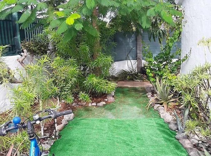 Tres Beau Bungalow,jardin Tropical, Renovation Ete 2020 Vakantiehuis