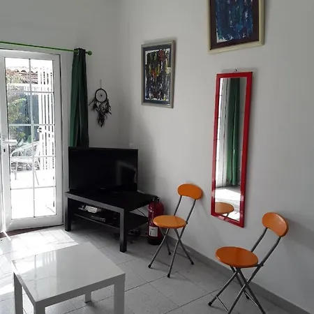 Tres Beau Bungalow,jardin Tropical, Renovation Ete 2020 بيت للعطل
