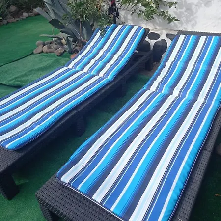 Tres Beau Bungalow,jardin Tropical, Renovation Ete 2020 بيت للعطل *