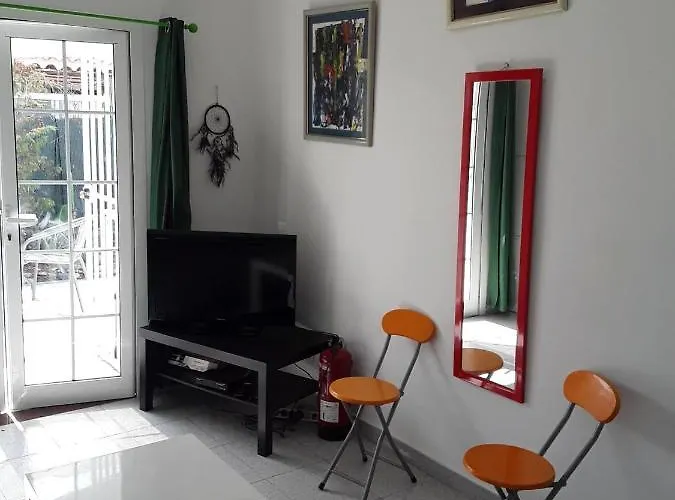 Tres Beau Bungalow,jardin Tropical, Renovation Ete 2020 Σπίτι διακοπών