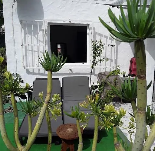 Tres Beau Bungalow,jardin Tropical, Renovation Ete 2020 Prázdninový dům Playa del Inglés