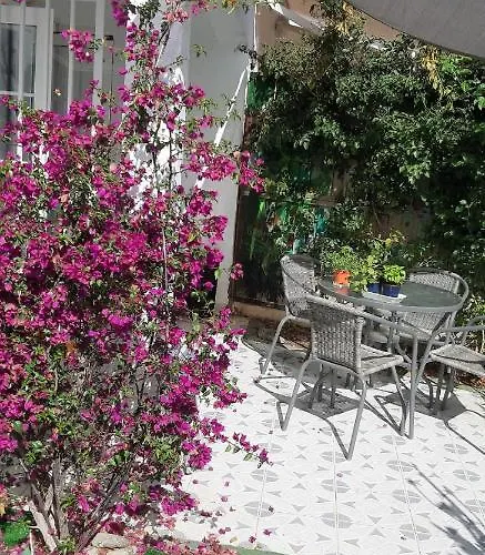 Prázdninový dům Tres Beau Bungalow,jardin Tropical, Renovation Ete 2020 Playa del Inglés